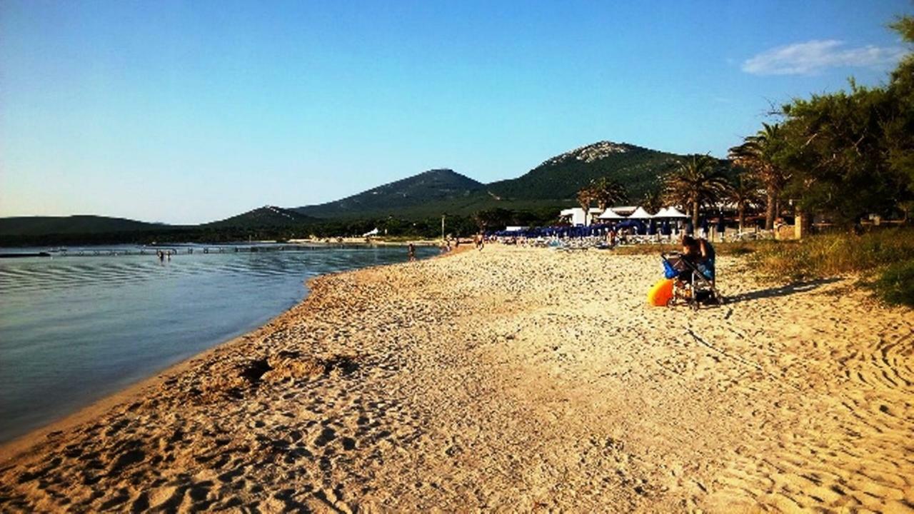 ポルト・コンテ Privacy & Relax In Sardegna Bed & Breakfast エクステリア 写真